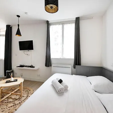 Chaleureux Studio 2 Pers Lyon Exterior photo